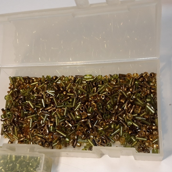 🔥50% off🔥Green Beads all sizes - Picture 2 of 8